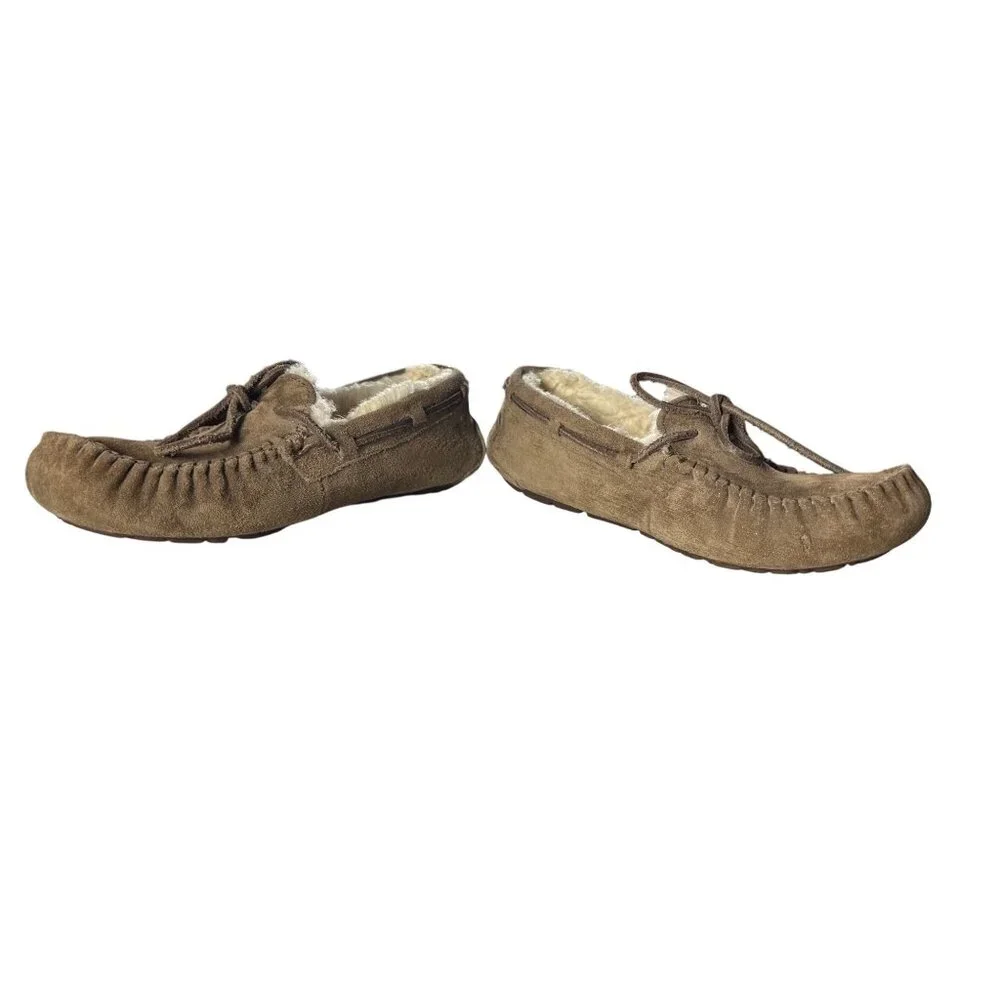 Ugg Womens Sz 6 Dakota Tan Suede Moccasin Slippers With Shearling Lining - Picture 5 of 7
